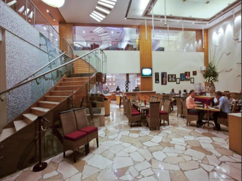 The Chancery Pavilion Бангалор Екстериор снимка